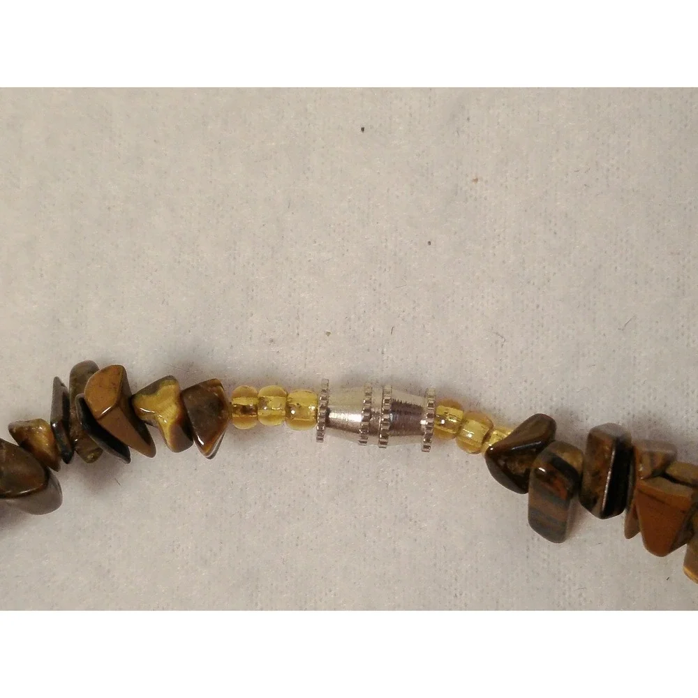 Natural Tiger Eye Chip Gemstone Beaded Necklace with Silver Clasp